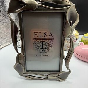 ELSA Antique Silver Floral Metal Photo Frame